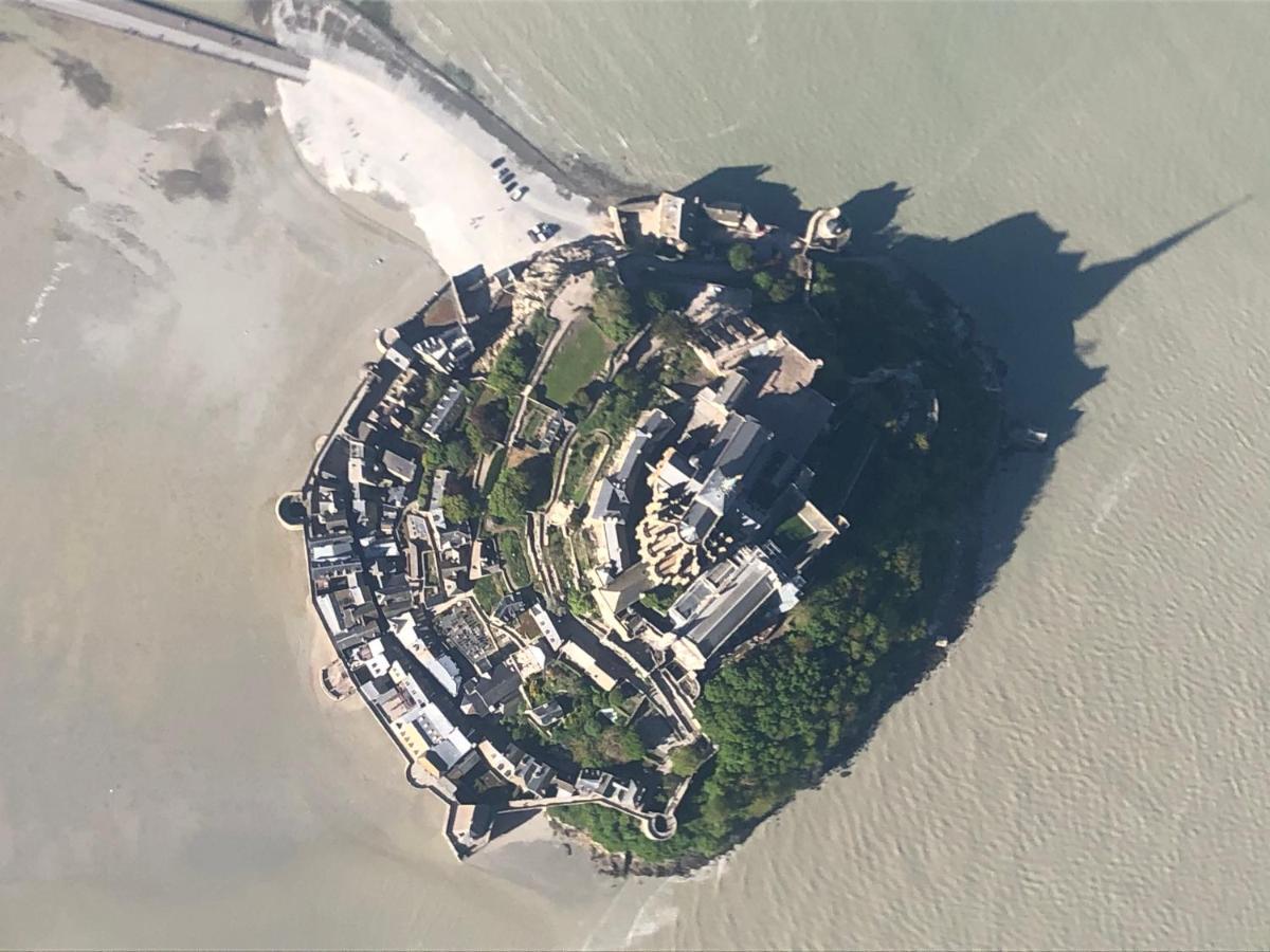 Hebergements Situes A 6 Kms Du Mont Saint Michel Tanis Zewnętrze zdjęcie